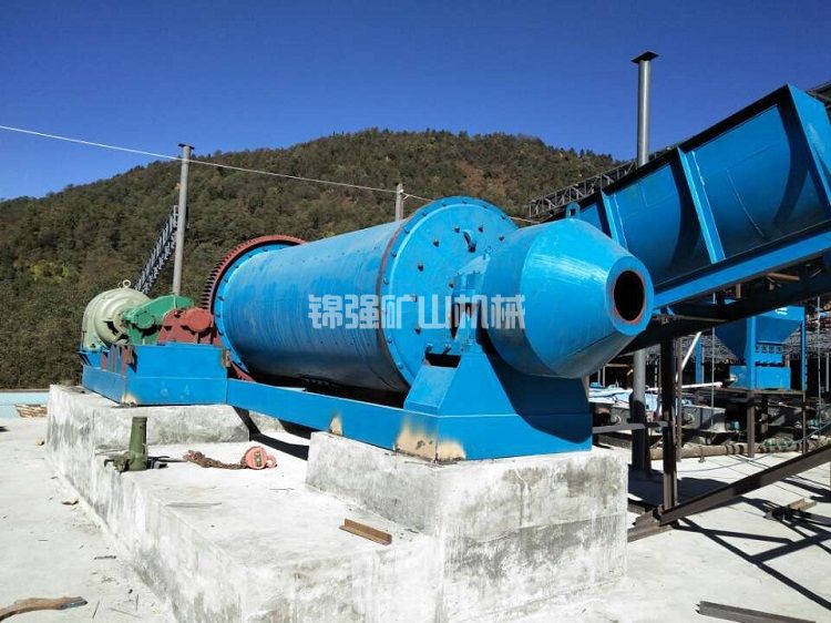大型水泥球磨机价格高低的根本原因(图5) 大型水泥球磨机价格高低的根本原因(图5)